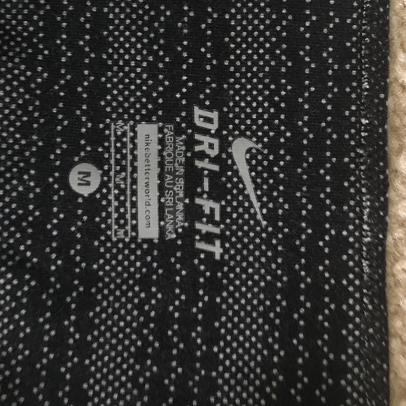 Black and gray pattern Nike leggings - Picture 3 of 3