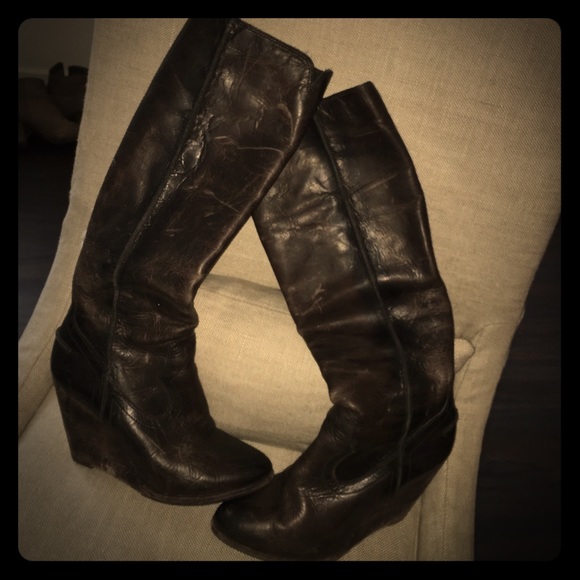 BoC boots