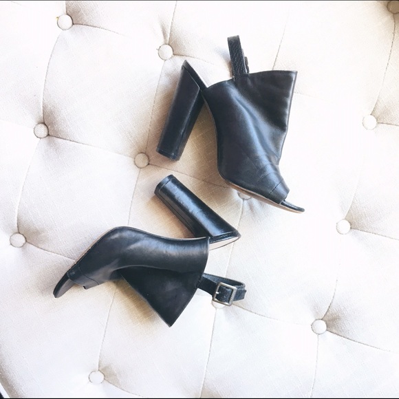 Vince Camuto Mules