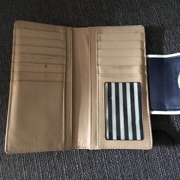 Wallet - Picture 3 of 3