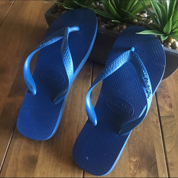 HAVAIANAS TOP BLUE FLIP FLOPS size 6 (37-38)