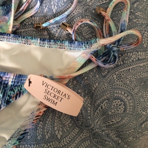 Victoria's Secret Swim "the Skimpy String" bottom - Picture 4 of 4