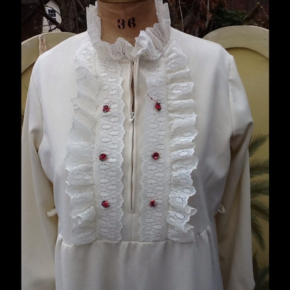 VTG 60s Housecoat/Robe...so sweet - Picture 2 of 4