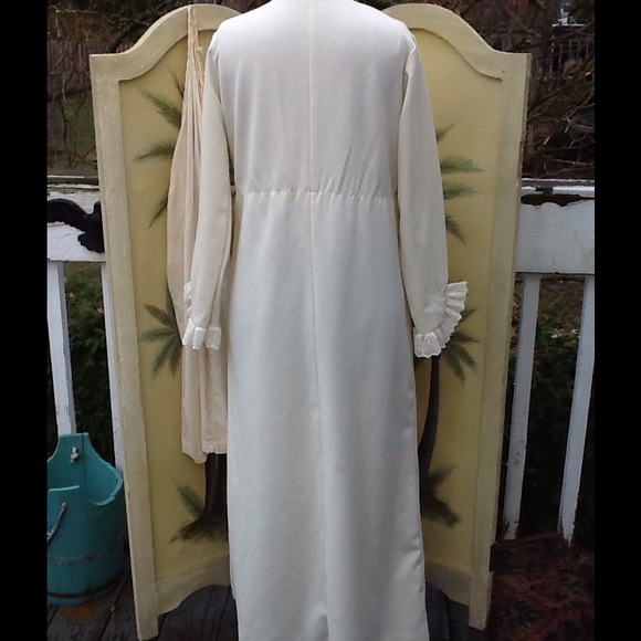 VTG 60s Housecoat/Robe...so sweet - Picture 3 of 4