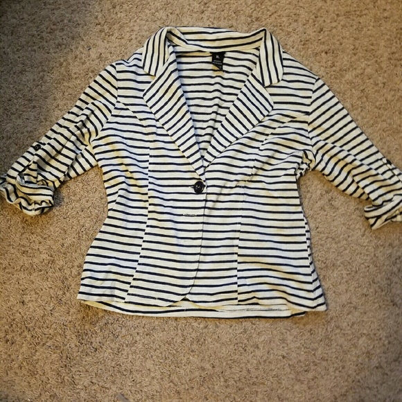 Navy blue and creamy gray