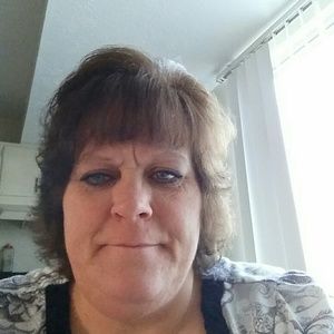 Meet your Posher, Dena