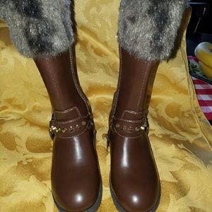 JUST REDUCED!! Girls boots with fur trim