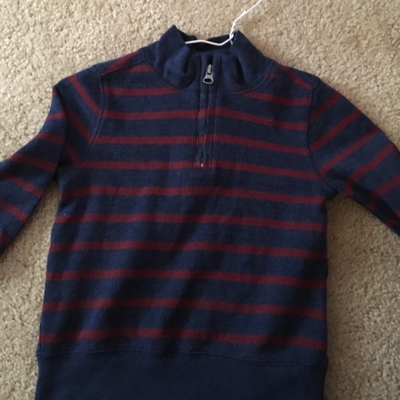 Cute Old Navy Quarter zip!