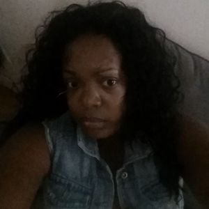 Meet your Posher, Thea