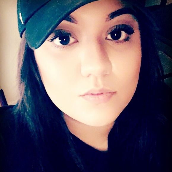 Meet your Posher, Melanie - Picture 3 of 4