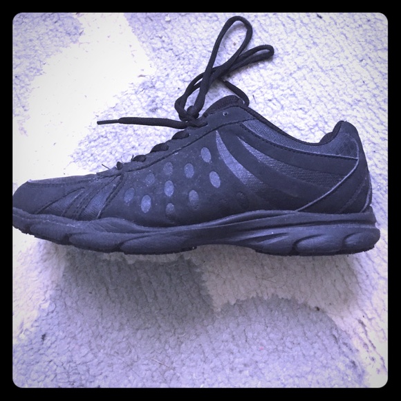 ✂️SafeTstep black sneakers