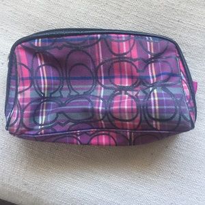 Coach makeup bag. Used good condition. 4"x6"