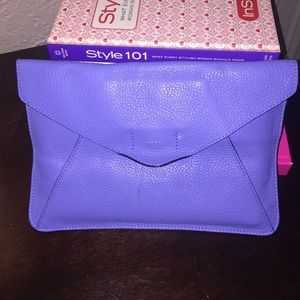 Blue clutch