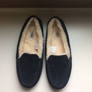 Ugg slippers