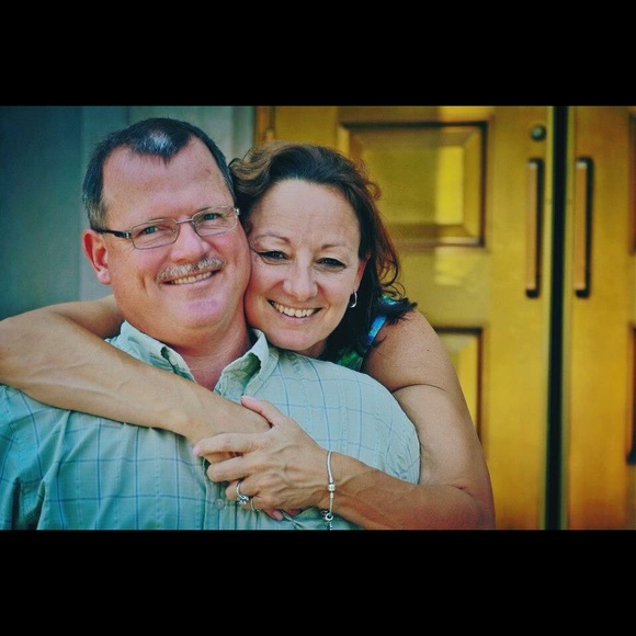 Meet your Posher, Carlene - Picture 1 of 1