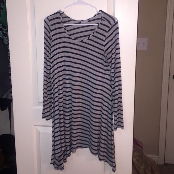 Toni shift dress