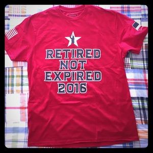 Retired Not Expired Big Papi t-shirt ⚾️Red Sox 34