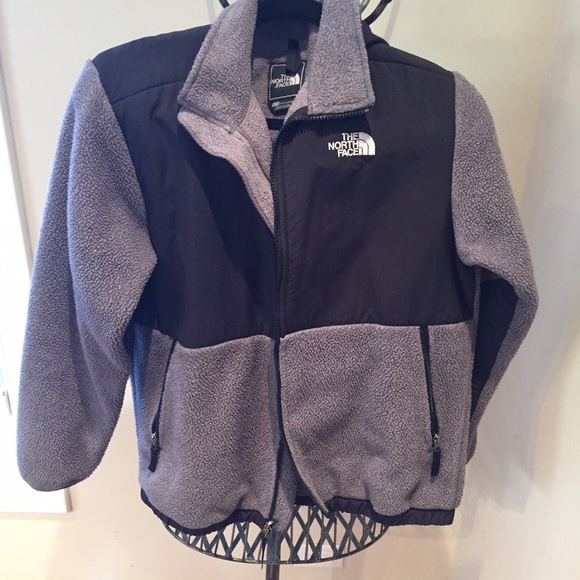 Boys XL North Face Denali Fleece Jacket Gray
