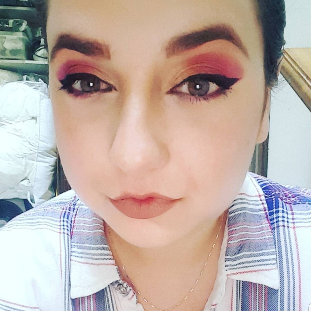 Meet your Posher, Shae