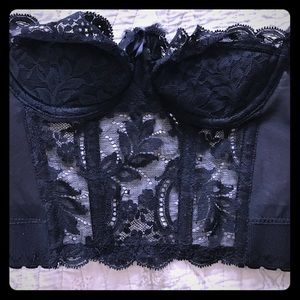 Black strapless bra 32a