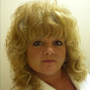 Meet your Posher, Sheila