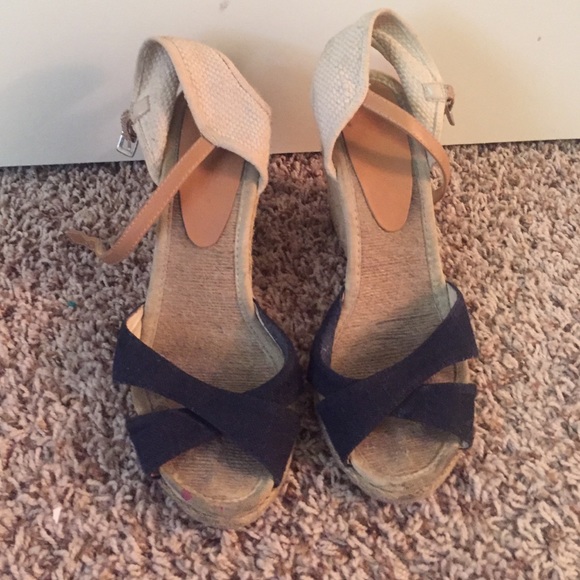 BCBG wedges - Picture 1 of 2