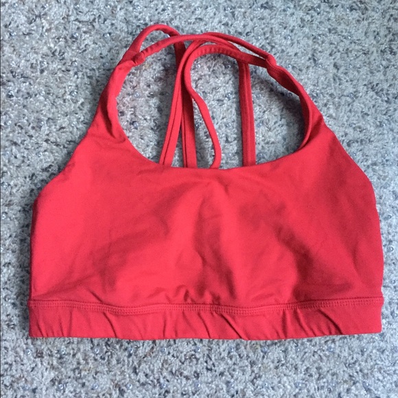 Red Lululemon Energy Bra 🏃🏽‍♀️