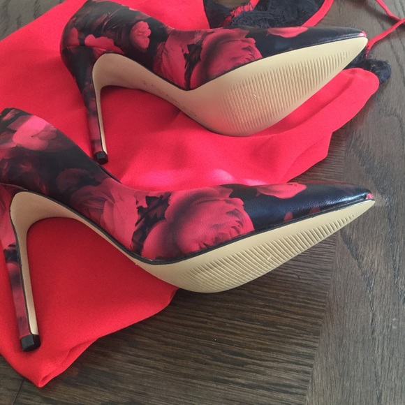 ๐HP๐Charles David rose print heels - Picture 3 of 5