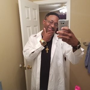 Meet your Posher, Fredrick