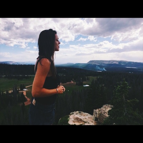 Meet your Posher, Karla - Picture 3 of 4