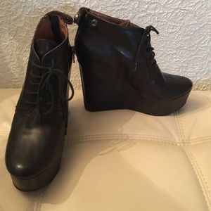 Sam Edelman wedge