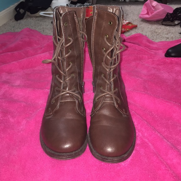 dark brown lace up boots