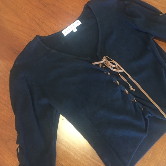 NWOT Tie Up Top