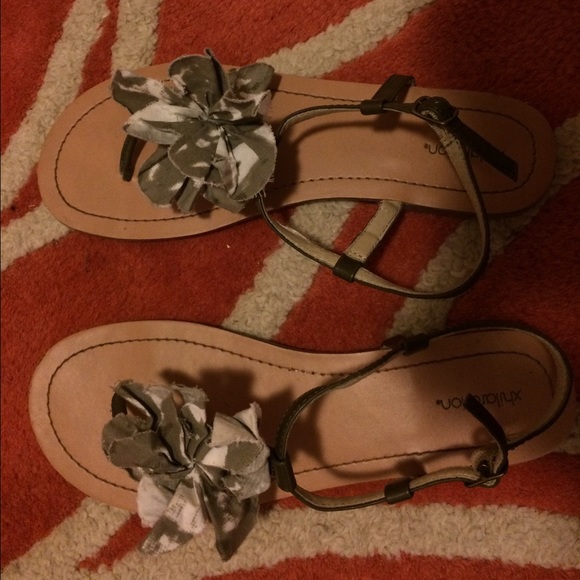 Flower Sandals!