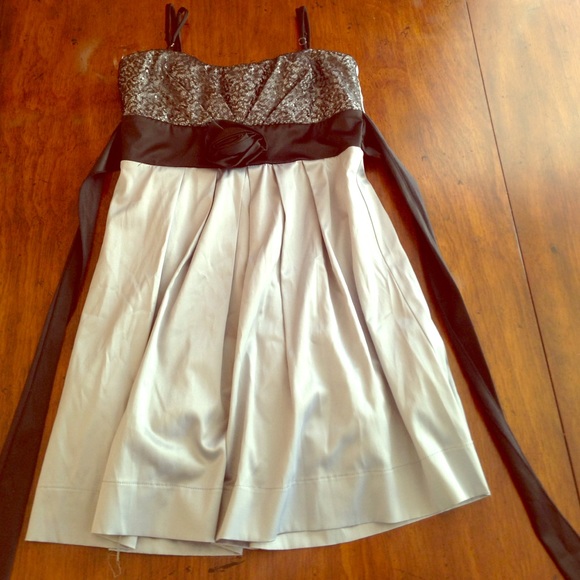 I am selling a gray and black dress.