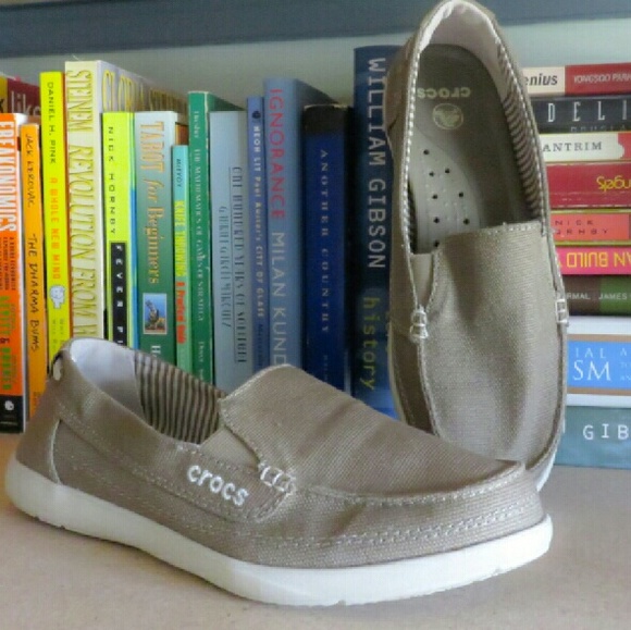 Crocs walu canvas loafer