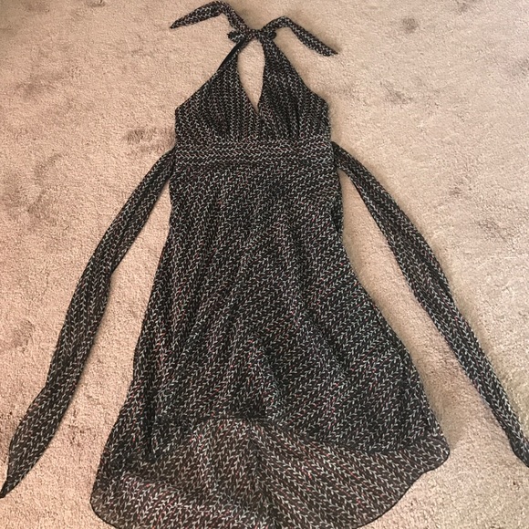 Only worn once! Size 4 Halter Dress - Picture 1 of 3