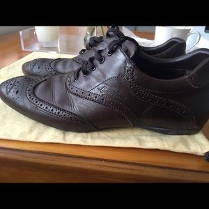 Authentic Men's Louis Vuitton shoes