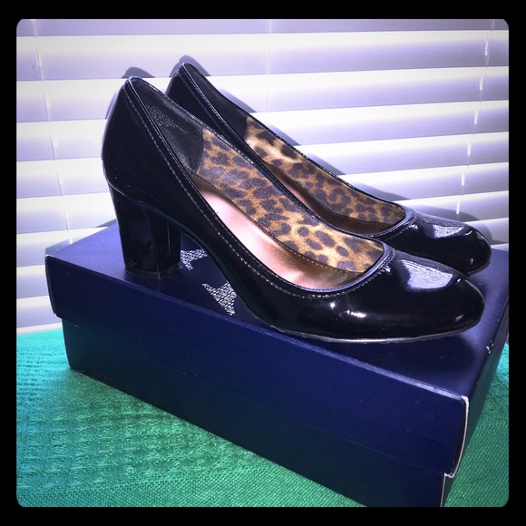 Never Worn Anne Klein Pumps