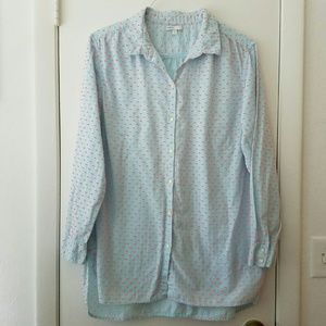 DONATED!! Gap Body Cozy Button down