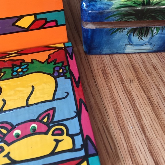 Small box - Picture 4 of 4