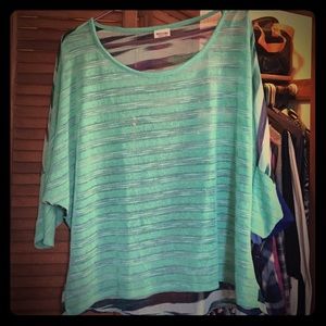 3/4 sleeve light sweater