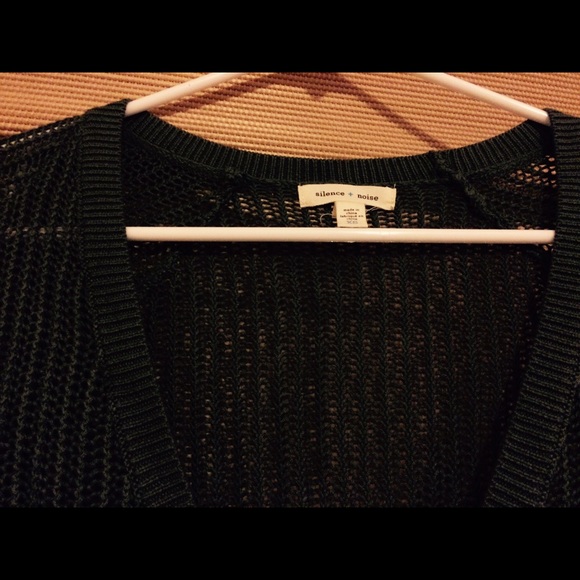 Never worn Urban Outfitters sweater! - Picture 2 of 3