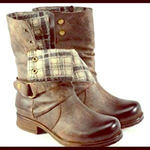 Corky's crow boots