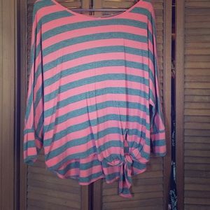 3/4 sleeve T shirt