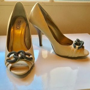 Cream Open Toe Pump