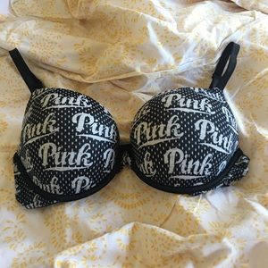 PINK Wear Everywhere Push-Up