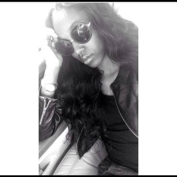 Meet your Posher, Cherika - Picture 1 of 1