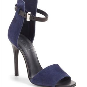 Vince Giustina Pump Blue Marine/Black