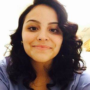 Meet your Posher, Emely